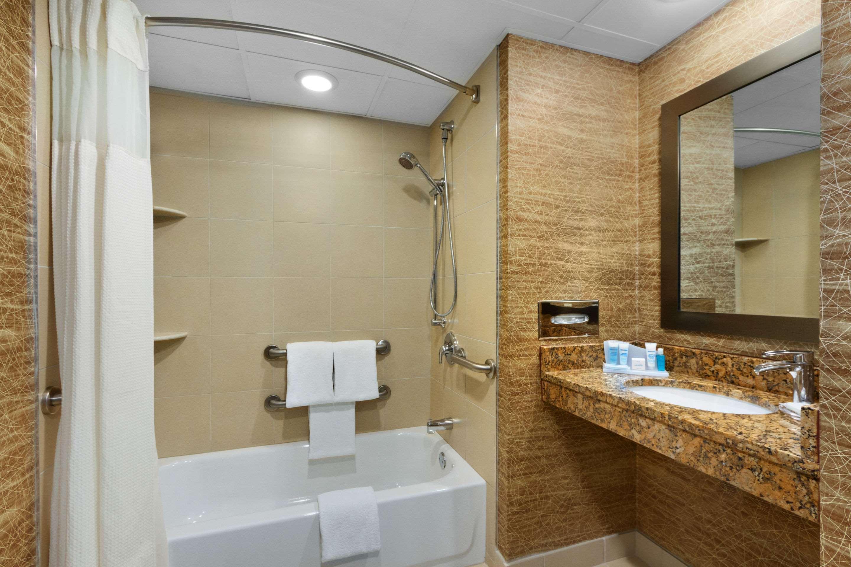 Comfort Inn & Suites Glen Mills - West Chester Luaran gambar