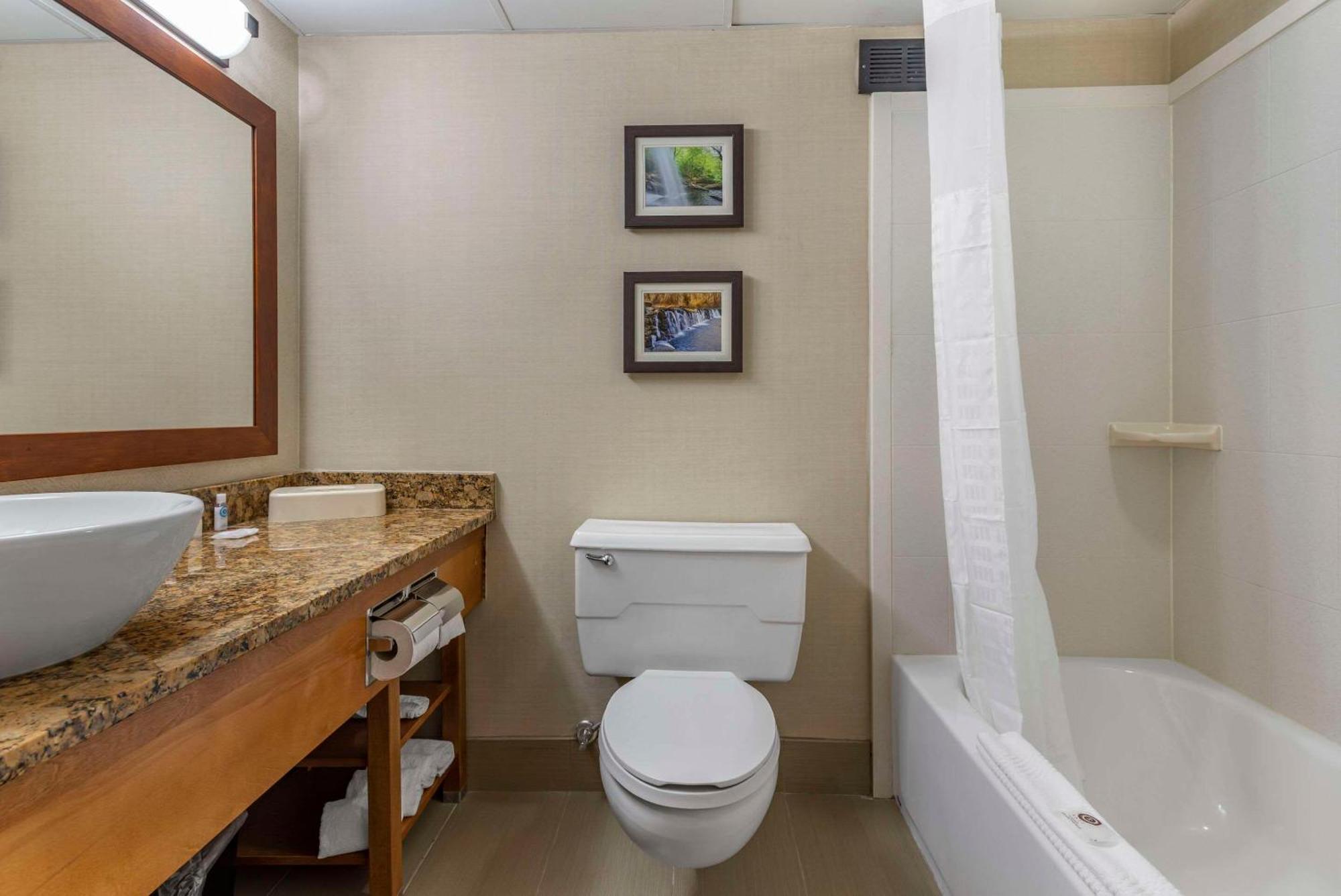 Comfort Inn & Suites Glen Mills - West Chester Luaran gambar